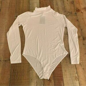 Fashion nova Pamela turtle neck long sleeve bodysuit in white -1X